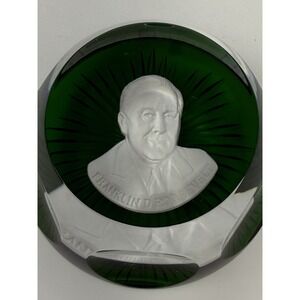 Vintage Baccarat Crystal Franklin Roosevelt Cameo Paperweight Franklin Mint